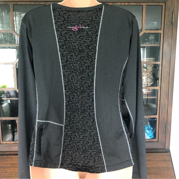 Run girl run Top - Picture 3 of 6